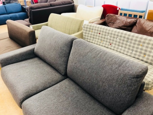 上福岡 家具 中古の2人掛けソファー