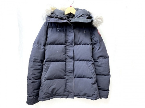 ダウンジャケットのCANADA GOOSE