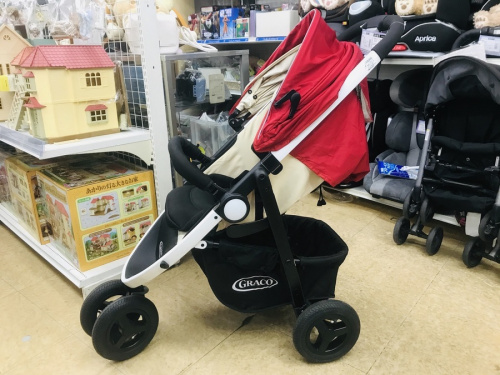 GRACOのベビーカー