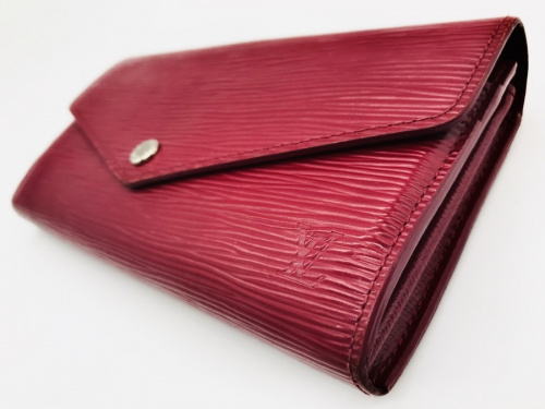 レディースファッションの財布