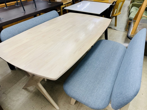 家具のダイニングセット