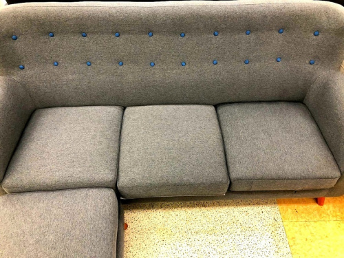 ソファーの3人掛けソファー