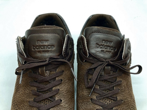スニーカーのNEW BALANCE