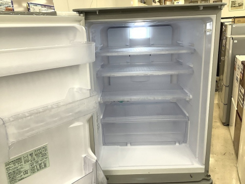 3ドア冷蔵庫のSHARP