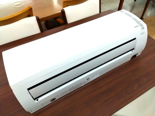 季節家電のエアコン