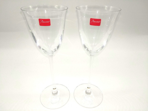 テーブルウェアのガラス