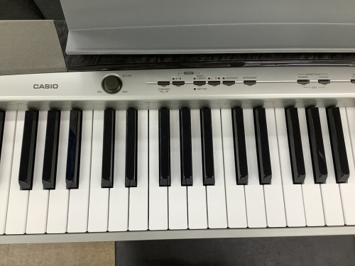 電子ピアノのCASIO