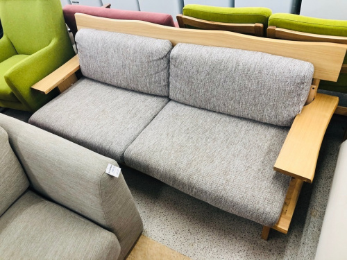 家具のソファ