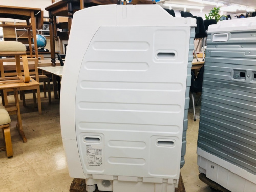 TOSHIBA
