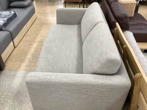 3人掛けソファーのニトリ