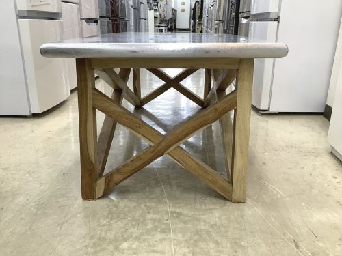 ローテーブルのFranc Franc