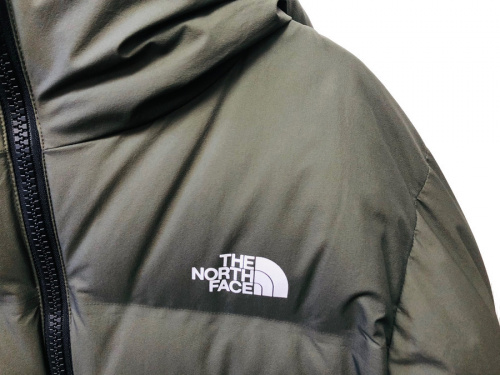 トップスのジャケット