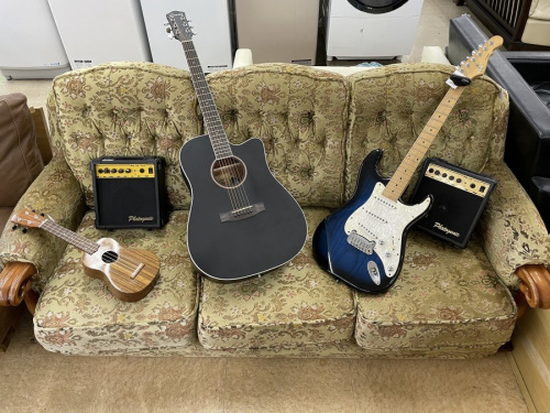 中古楽器の中古ギター