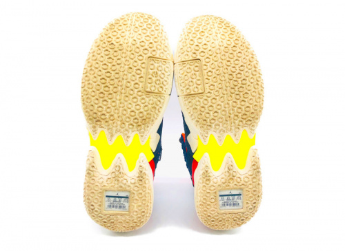 ハイカットスニーカーのNIKE