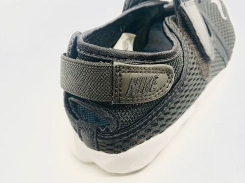 NIKEのレディース