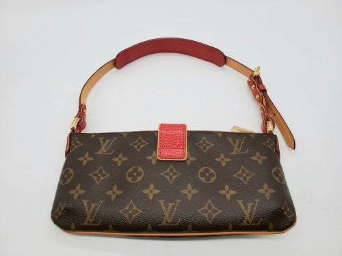 LOUIS VUITTONの程度B