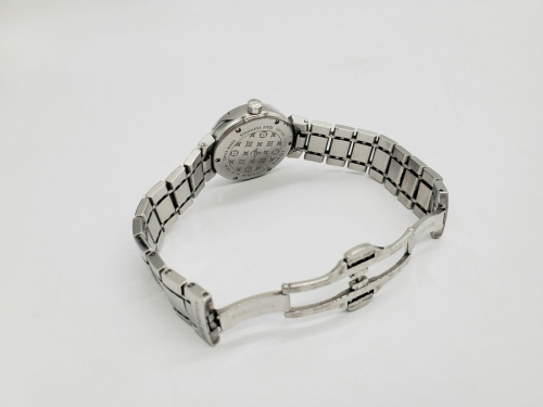 LOUIS VUITTONのタンブール