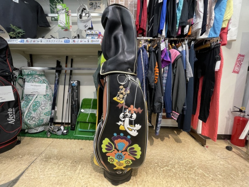 スポーツ用品のゴルフ
