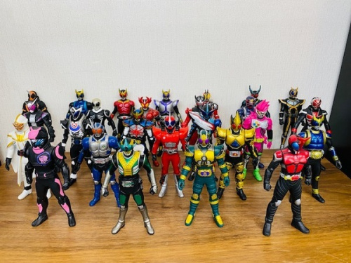 仮面ライダーのソフビ人形