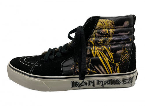ハイカットスニーカーのVans