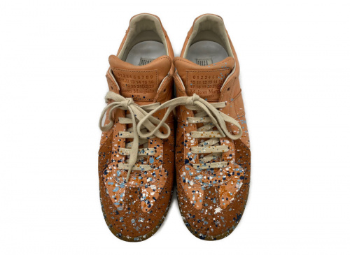 スニーカーのローカットスニーカー