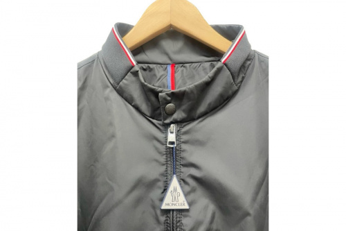 MONCLER のREPPE GIUBBOTTO