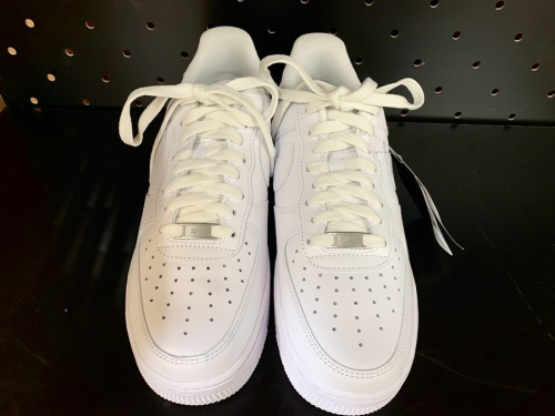 スニーカーのNIKE