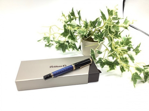 文房具の万年筆