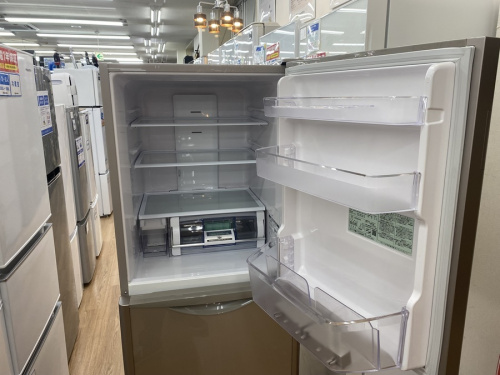 冷蔵庫の3ドア冷蔵庫