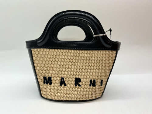 MARNIのマルニ