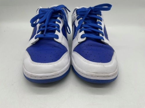 スニーカーのNIKE