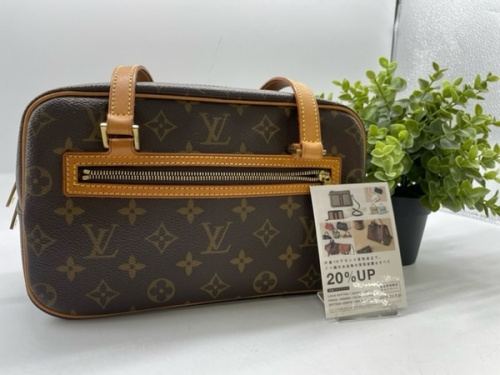 ブランド・ラグジュアリーのLOUIS VUITTON