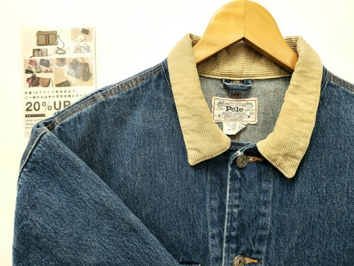 トップスのジャケット