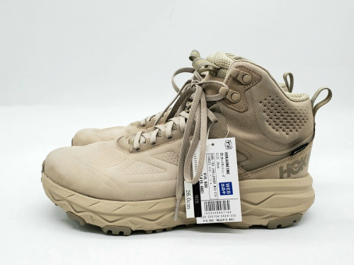 防水ハイカットシューズのHOKAONEONE