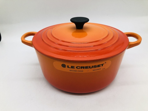 LE CREUSETの中古食器