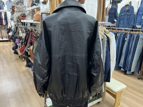 フェイクレザーブルゾンのFREAK'S STORE