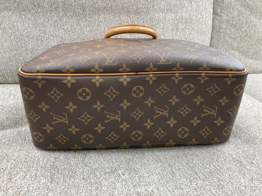 LOUIS VUITTON(ルイヴィトン)よりモノグラムのハンドバッグ