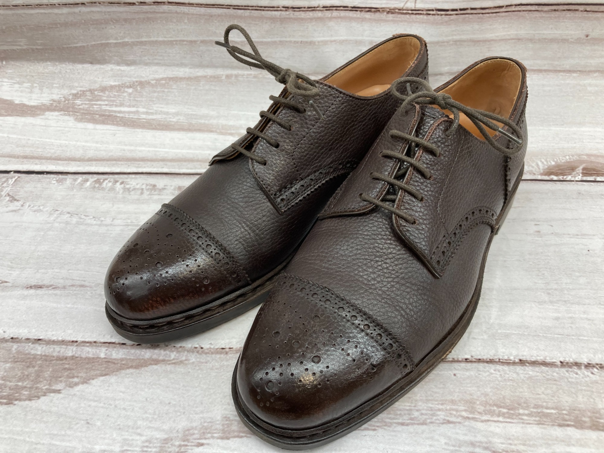 42nd ROYAL HIGHLAND(フォーティーセカンドロイヤルハイランド)よりメダリオンシューズが買取入荷しました！！｜2023年02月15日｜リサイクルショップ  トレジャーファクトリー（トレファク）名古屋鳴海店