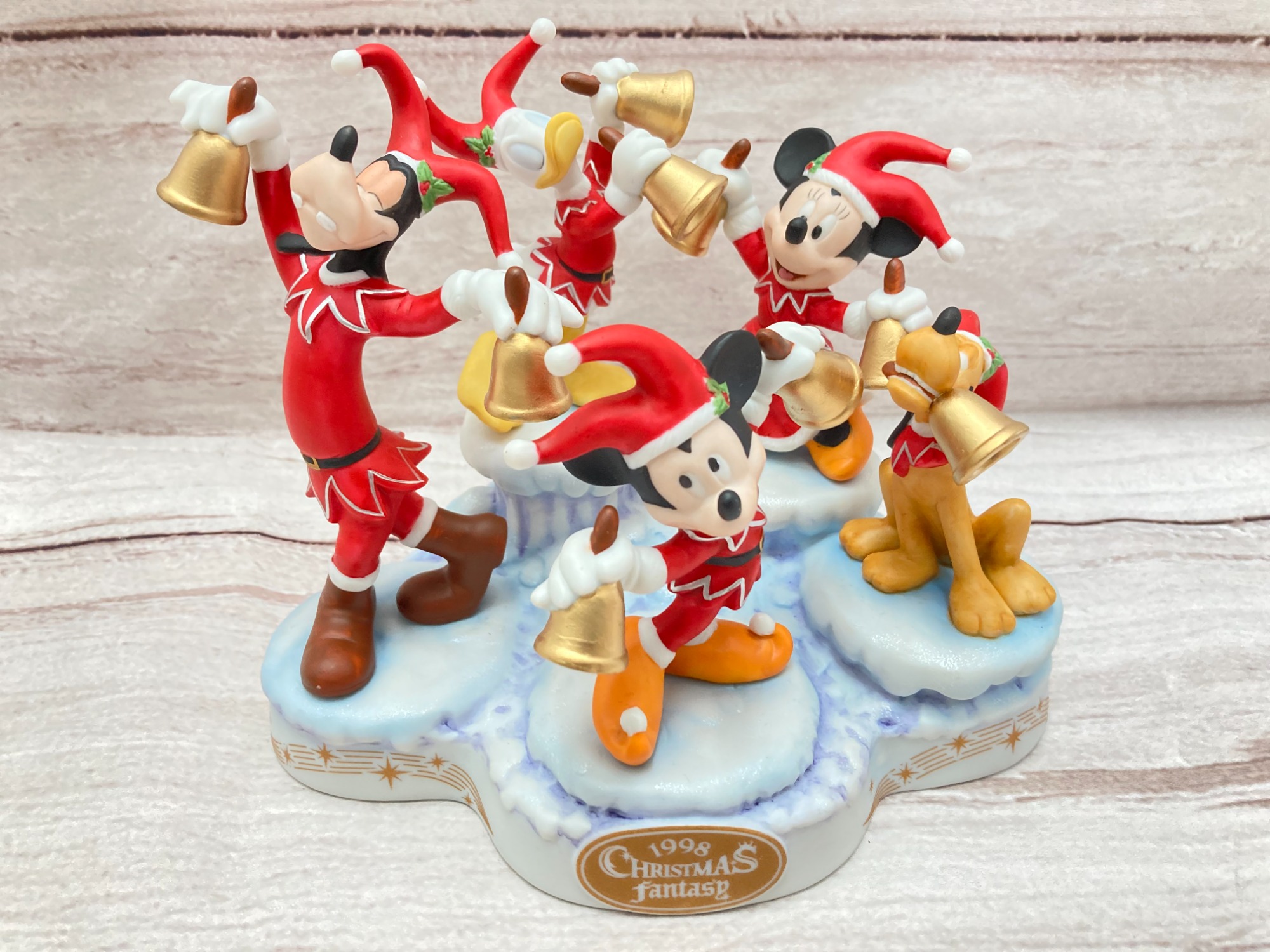 Disney RESORT (ディズニーリゾート) フィギュア THE Year of Wishes SEA 15周年｜トレファクONLINE