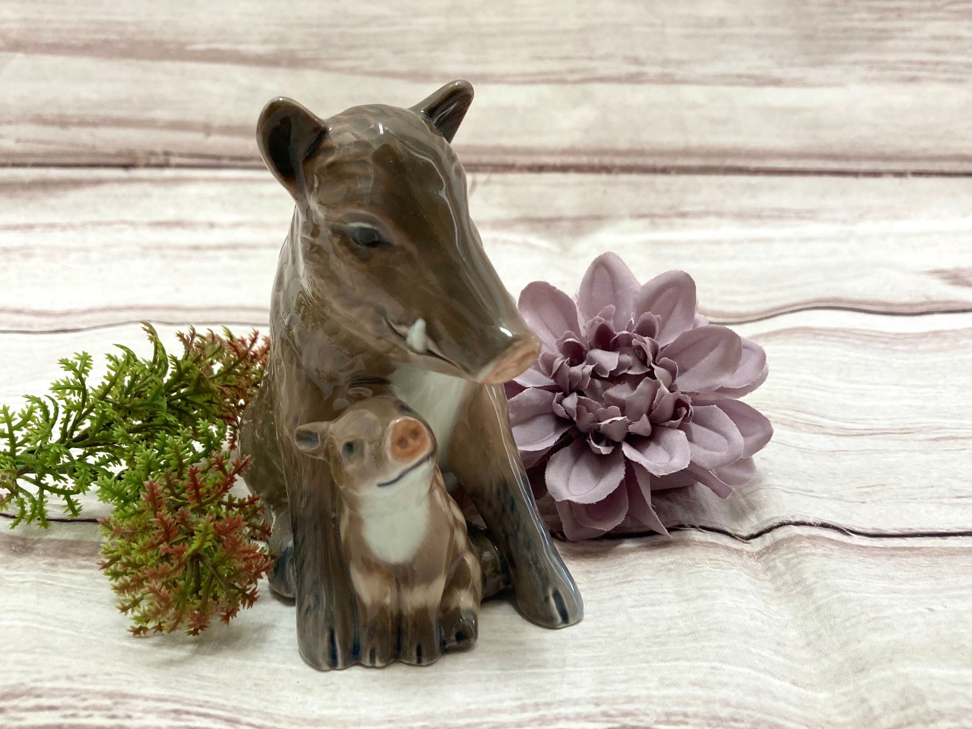   ロイヤルコペンハーゲン フィギュリン 猪 親子 ロイヤルコペンハーゲン フィギュリン 猪 親子 ○ロイヤル