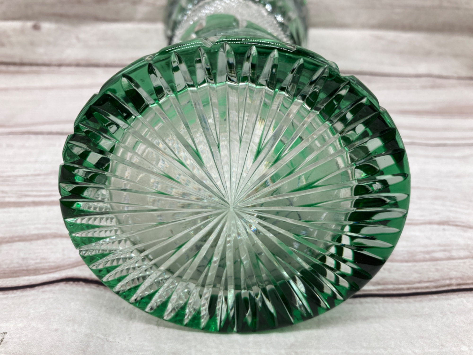 DRESDEN KRISTALL(ドレスデンクリスタル)より花瓶が買取入荷しました