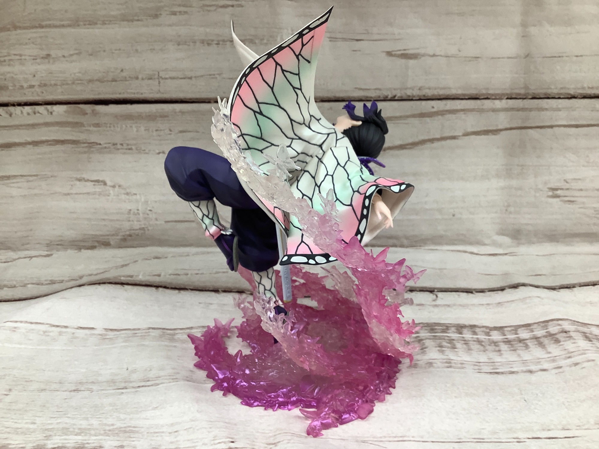 アニプレックスより鬼滅の刃『胡蝶しのぶ』のフィギュアが買取入荷しま