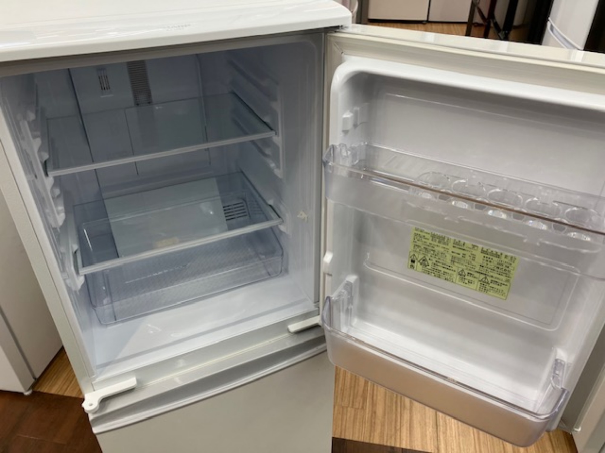 名古屋　シャープ　2ドア冷蔵庫　3台セット！　高年式　名古屋　愛知　業者 SHARP(シャープ) 2ドア冷蔵庫 2020年製が入荷しました！｜2024年