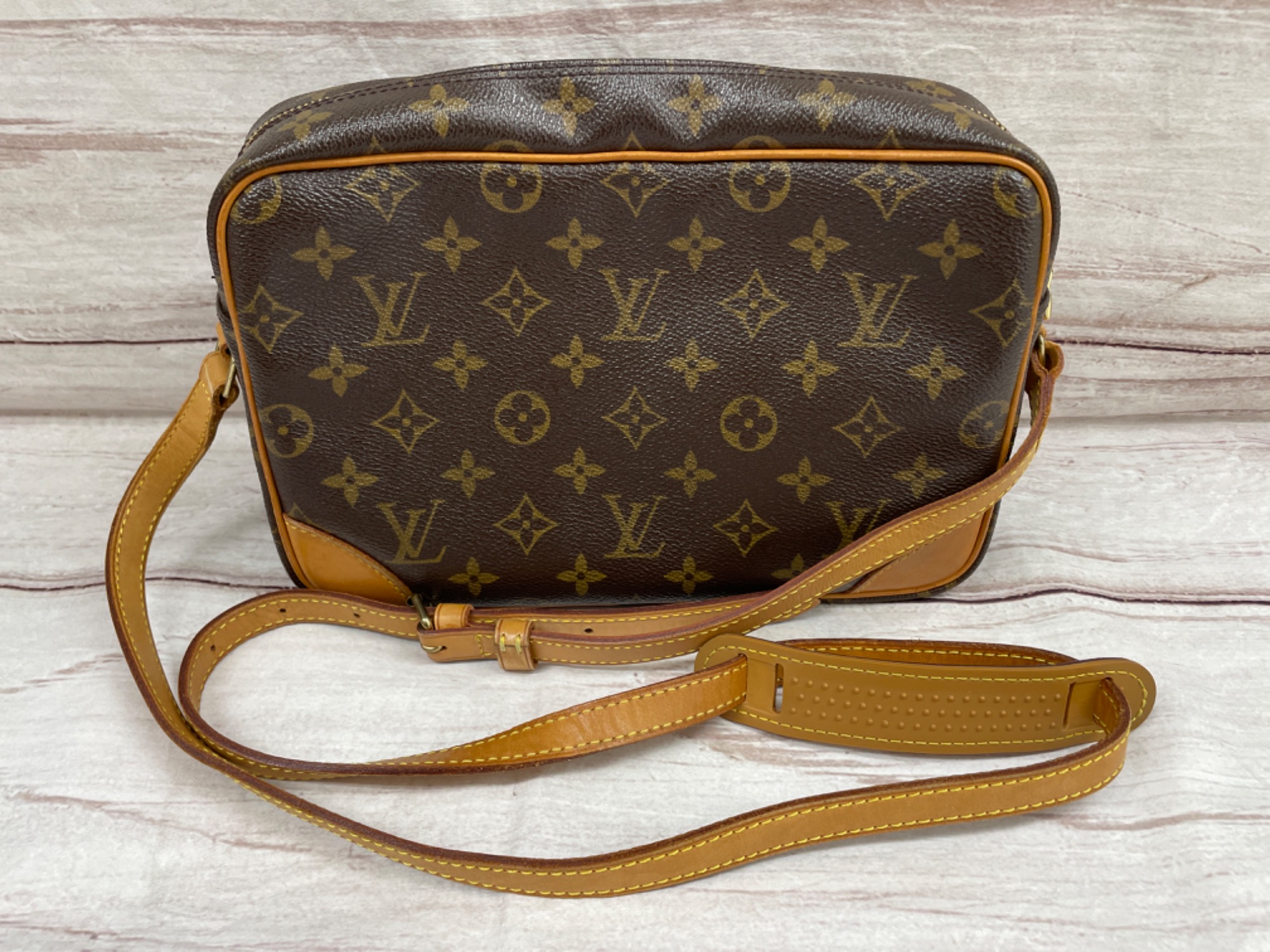 LOUIS VUITTON(ルイヴィトン)のショルダーバッグを買取入荷 LOUIS VUITTON(ルイヴィトン)のショルダーバッグを買取入荷