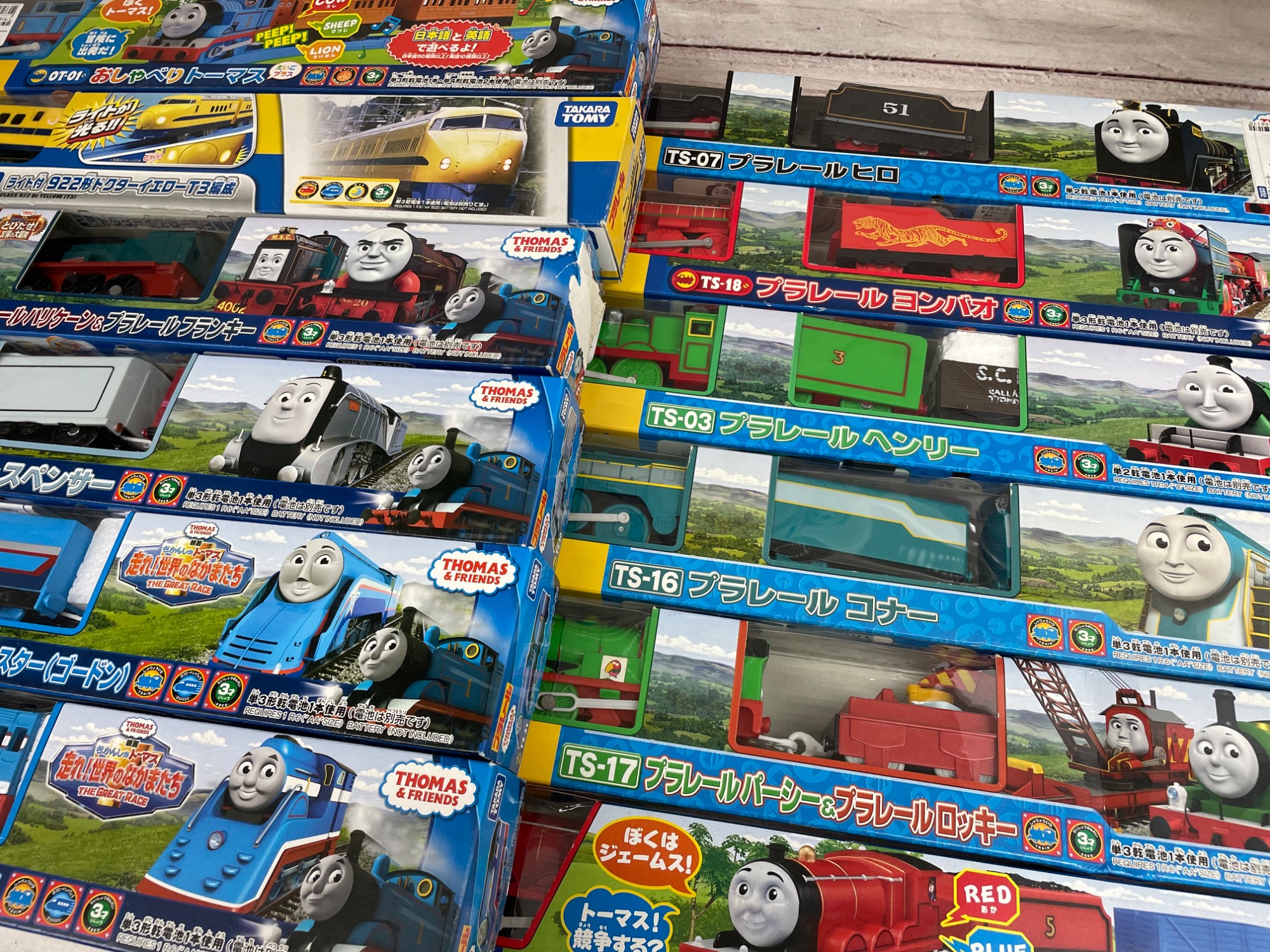 TOMY(トミー)のプラレール きかんしゃトーマスシリーズを大量買取入荷