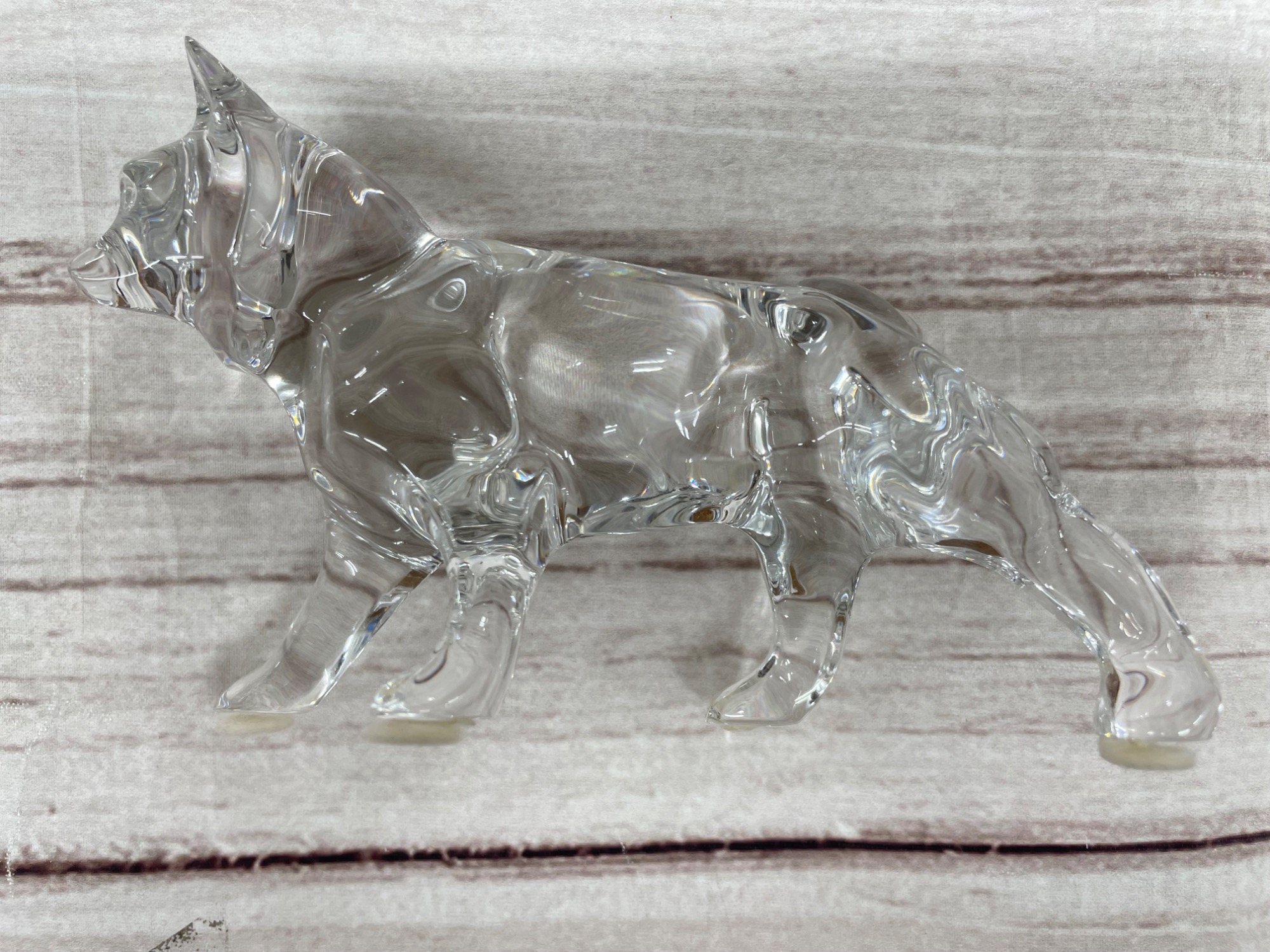 Baccarat(バカラ)より犬のクリスタルオブジェを買取入荷しました