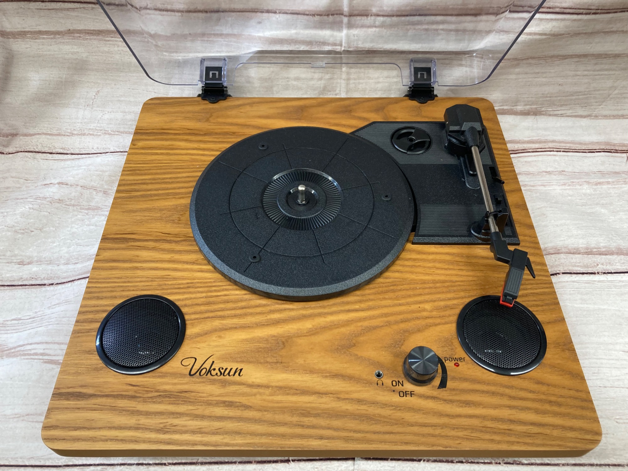 Voksun(ヴォクサン)よりスピーカー内蔵型レコードプレーヤーが買取入荷