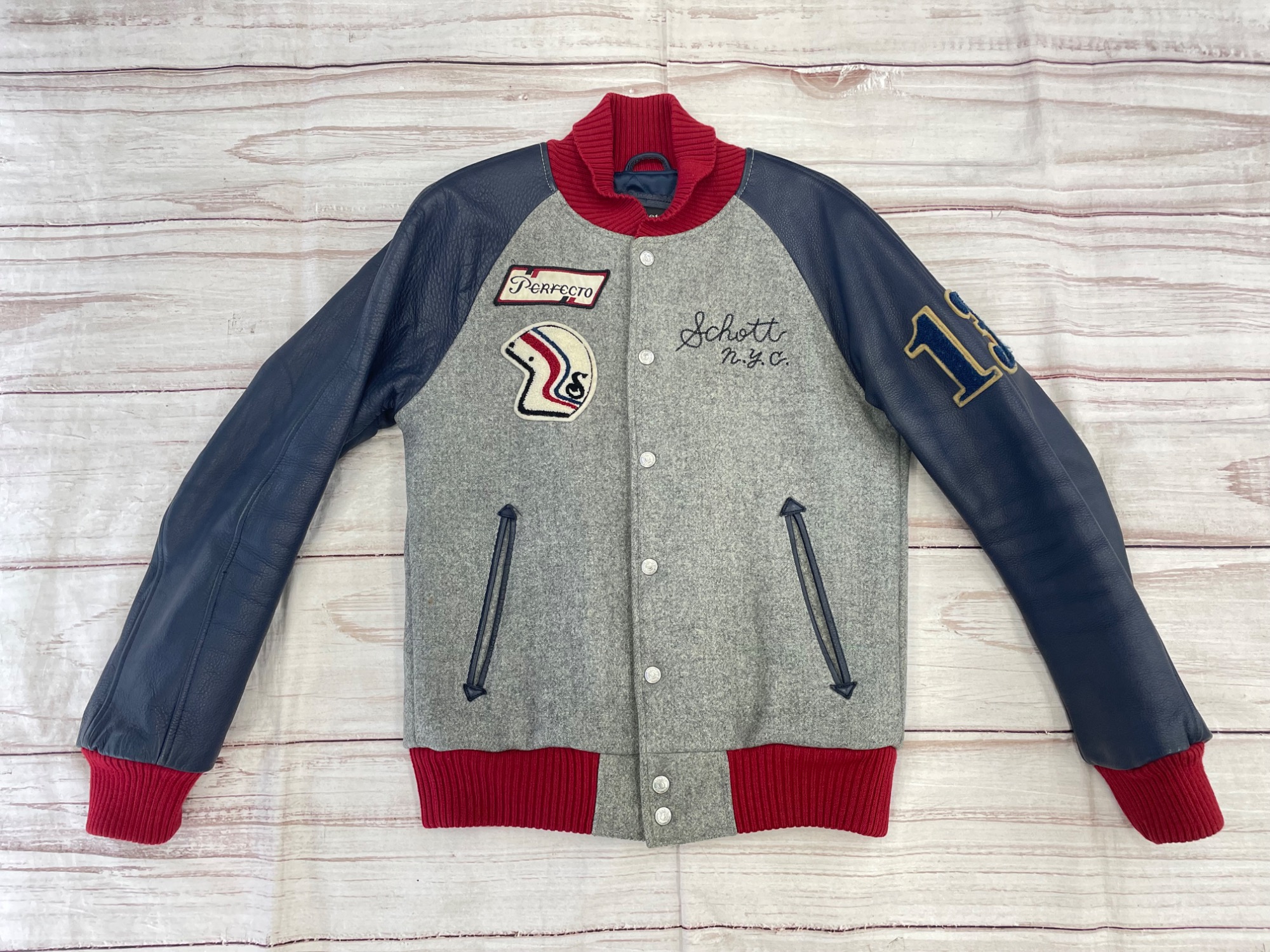 【トレファク イオンモール常滑店】Schottのスタジャンです! Schott(ショット)よりスタジャンを買取入荷いたしました♪｜2026年01月