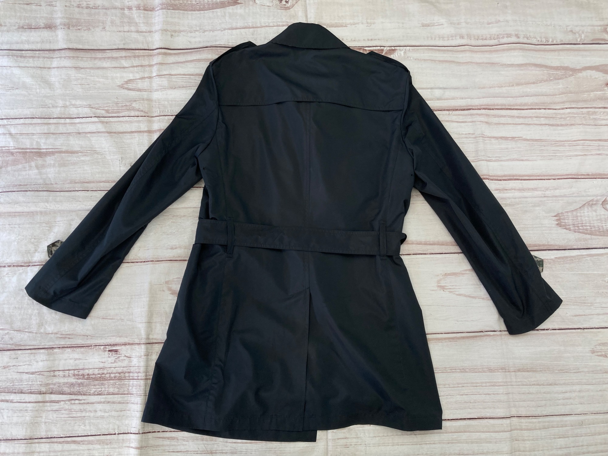 BURBERRY BLACK LABEL(バーバリーブラックレーベル)のトレンチコートが