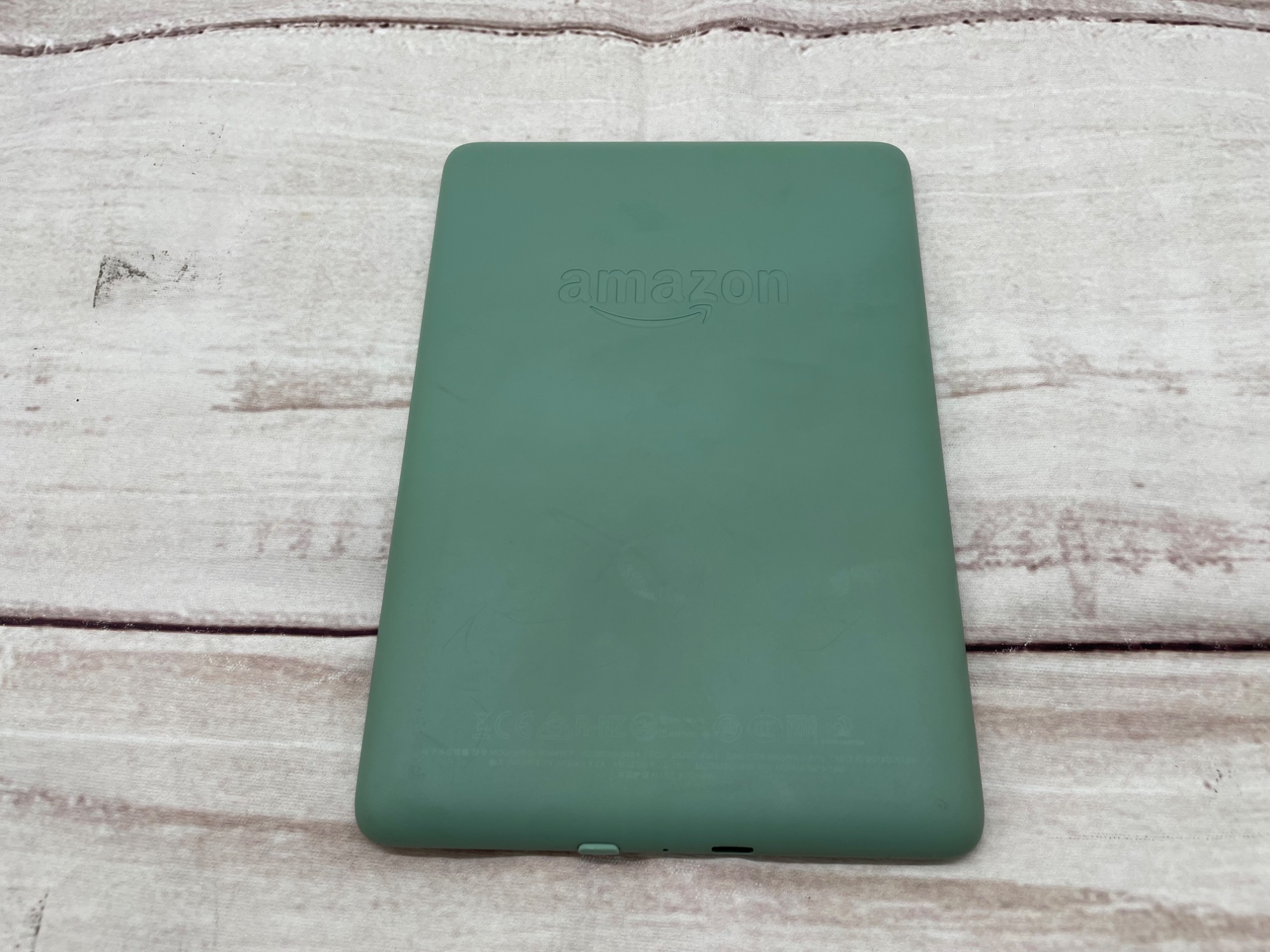Amazon / アマゾン】タブレット Kindle Paperwhite（第10世代）｜読書